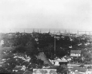 Honolulu Harbor 